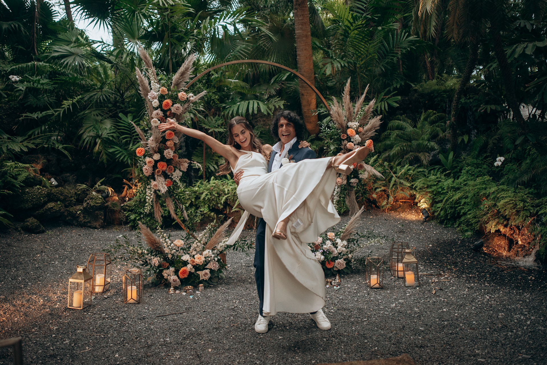 6e8d5427-8808-4885-a9bd-8e26faeaeca1_rw_1920