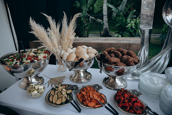 8334341a-7d0d-4f9a-b1c0-ccc9b20ba203_rw_600