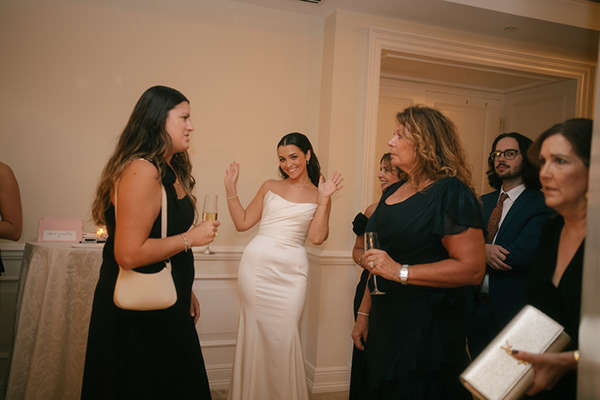 c28d0869-7ee9-42a1-85e5-7b48df83ea68_rw_600