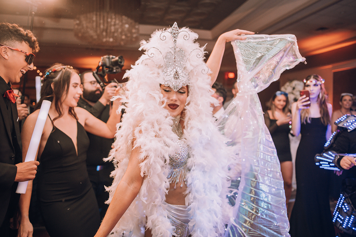 f5df20a9-c43f-498d-9b40-0f6c58a9c33d_rw_1200